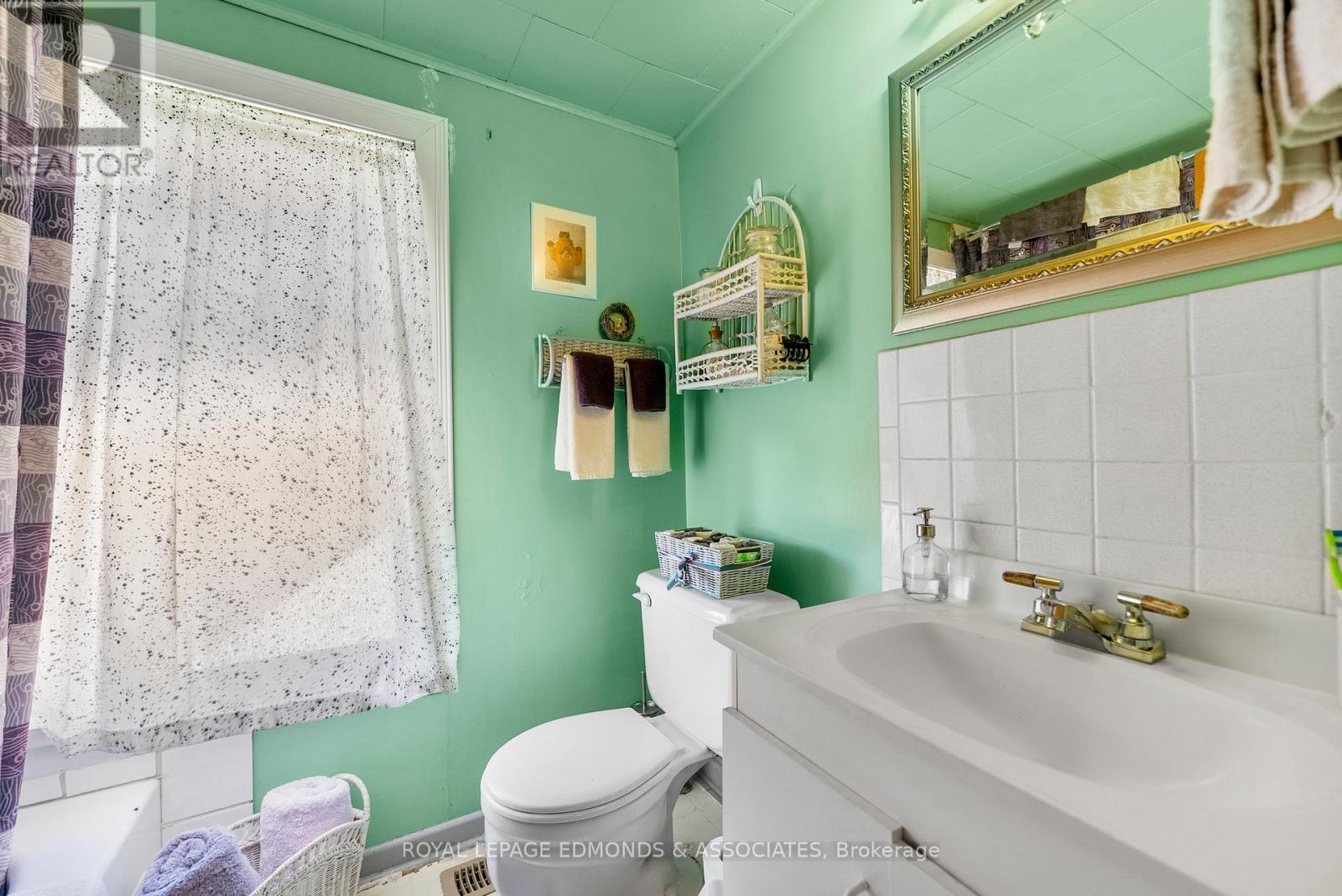 388 MURRAY STREET — photo 26