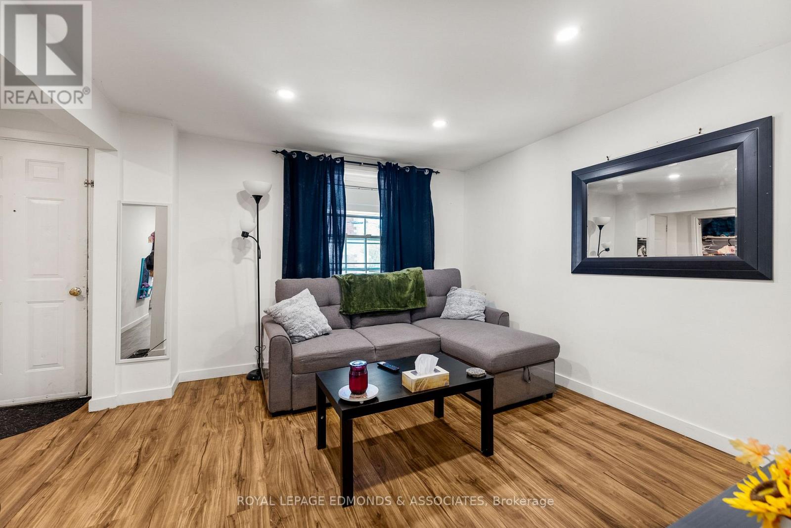 388 MURRAY STREET — photo 31