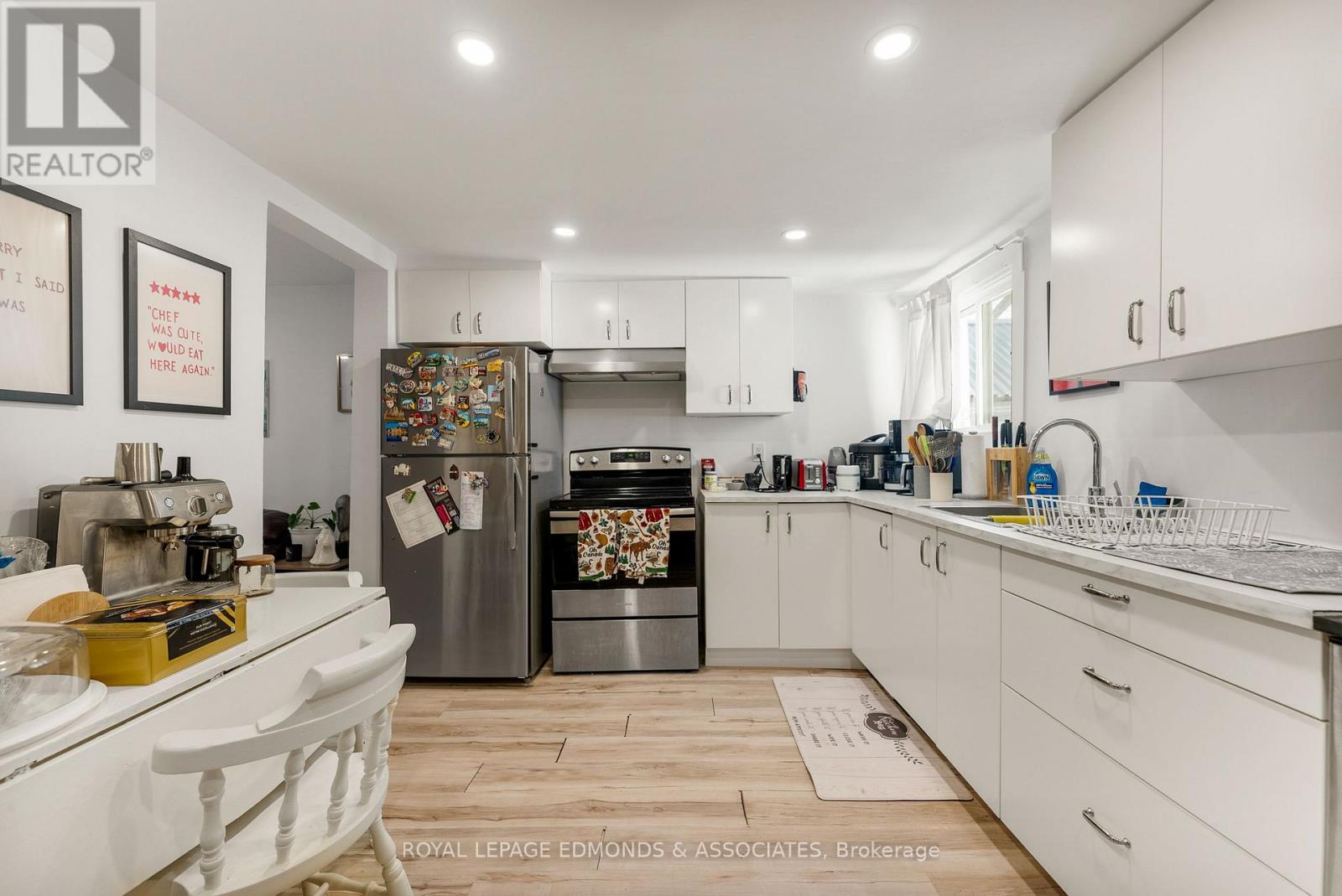 388 MURRAY STREET — photo 45