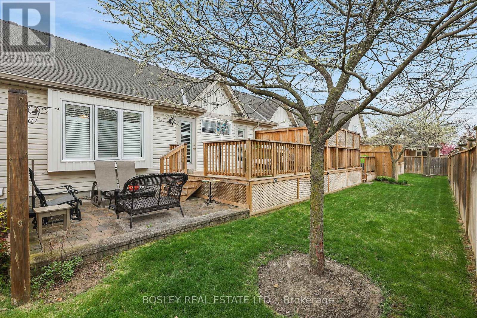 #3 21 LORETTA DRIVE W - 23