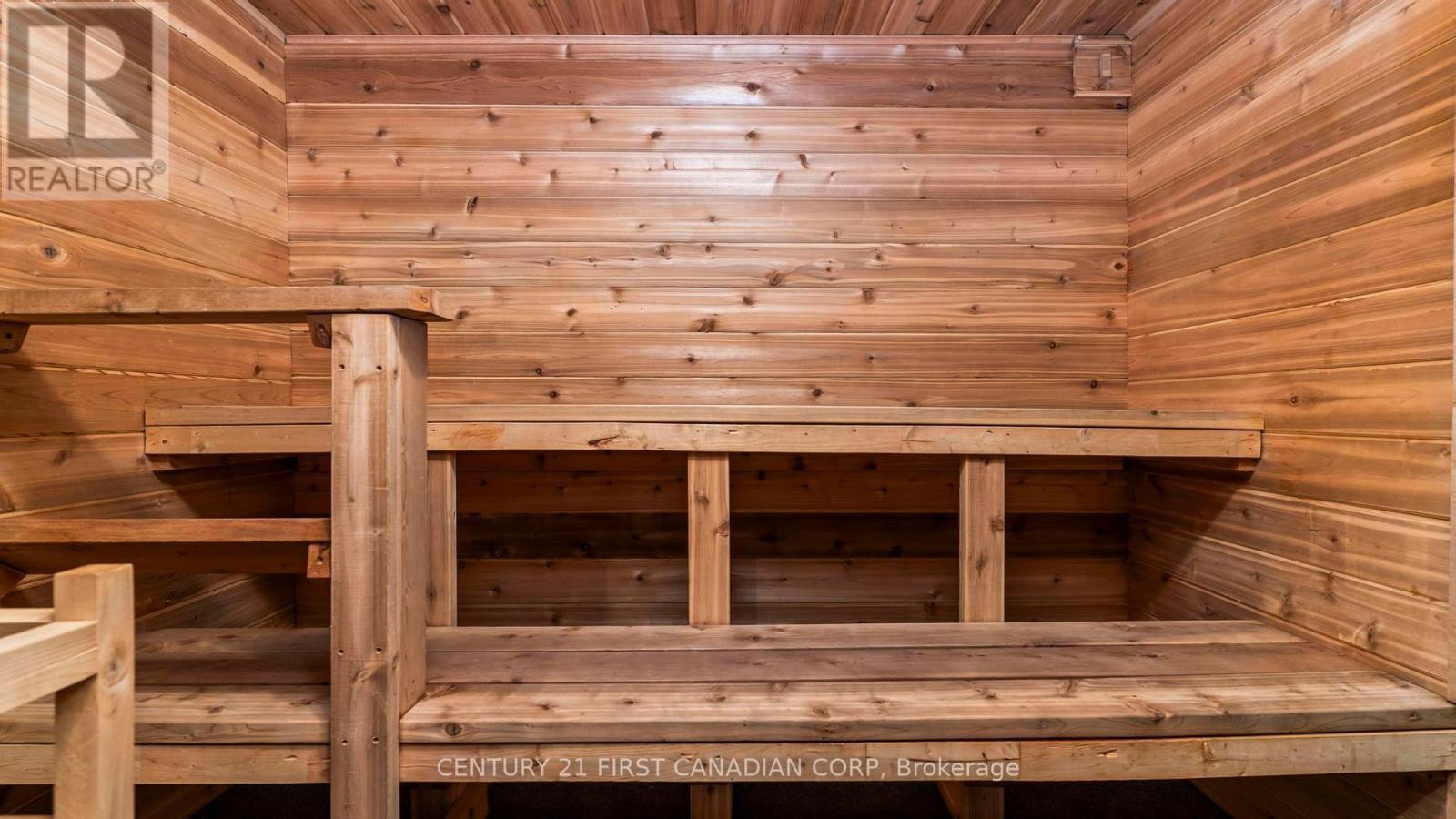 135 AMBLESIDE DRIVE Property Photo