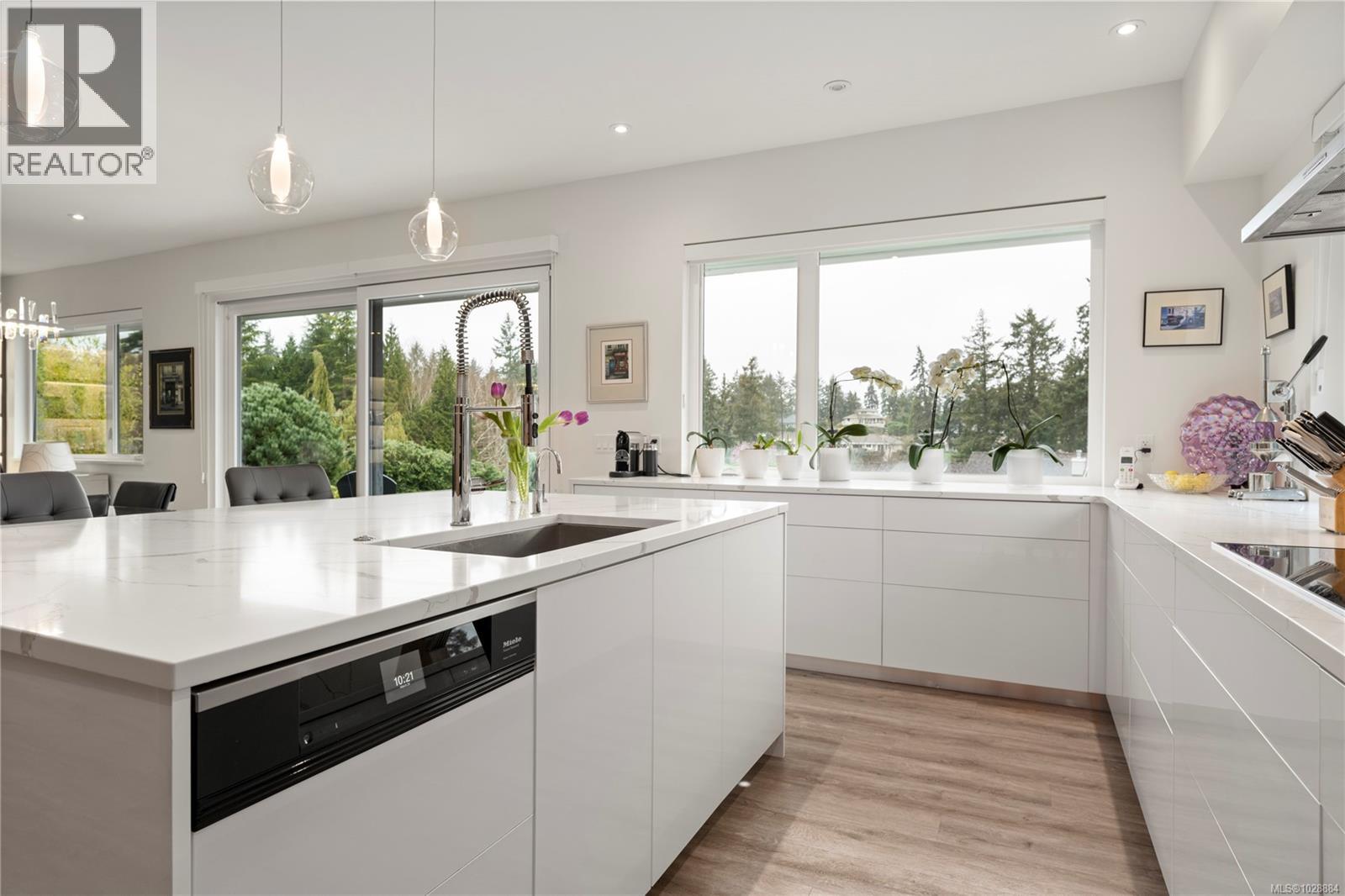 2441 AINSLEY PL - 13