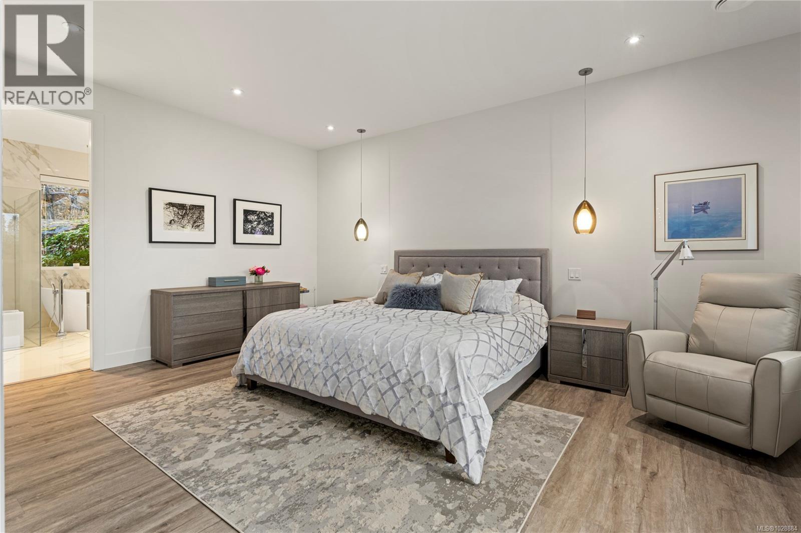 2441 Ainsley Pl - 34
