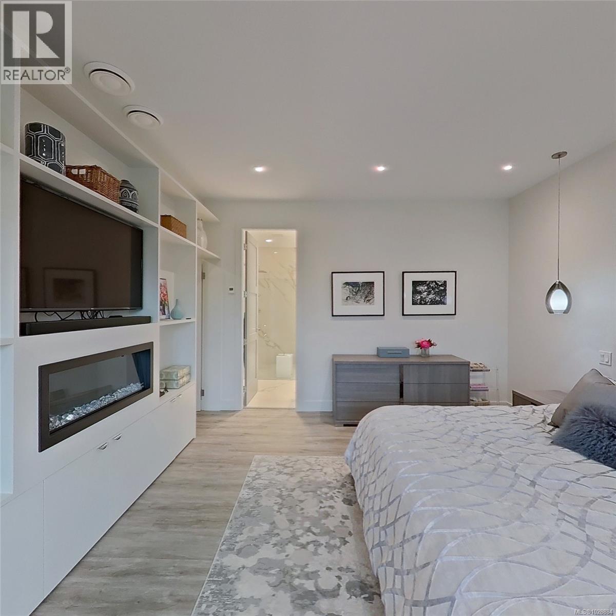 2441 Ainsley Pl - 36