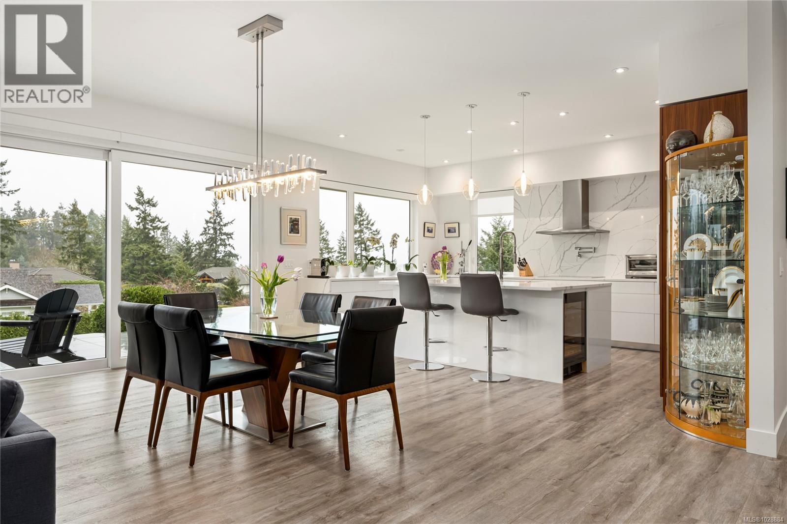 2441 Ainsley Pl - 4