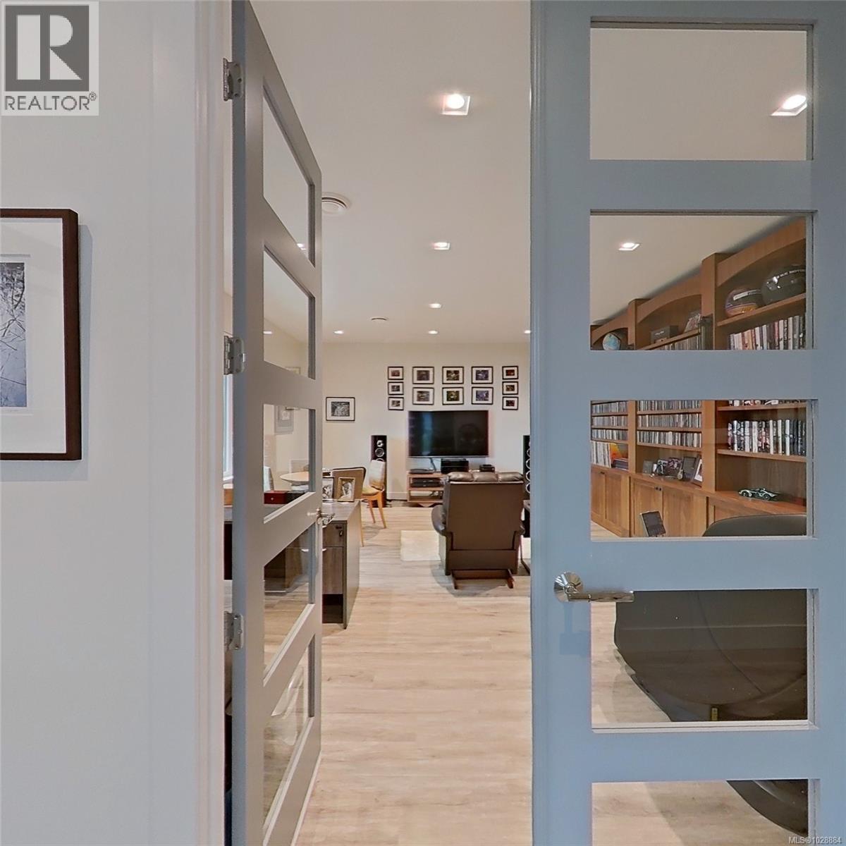 2441 Ainsley Pl - 49