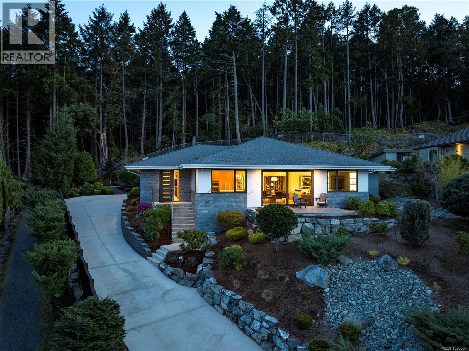 2441 Ainsley Pl - 64