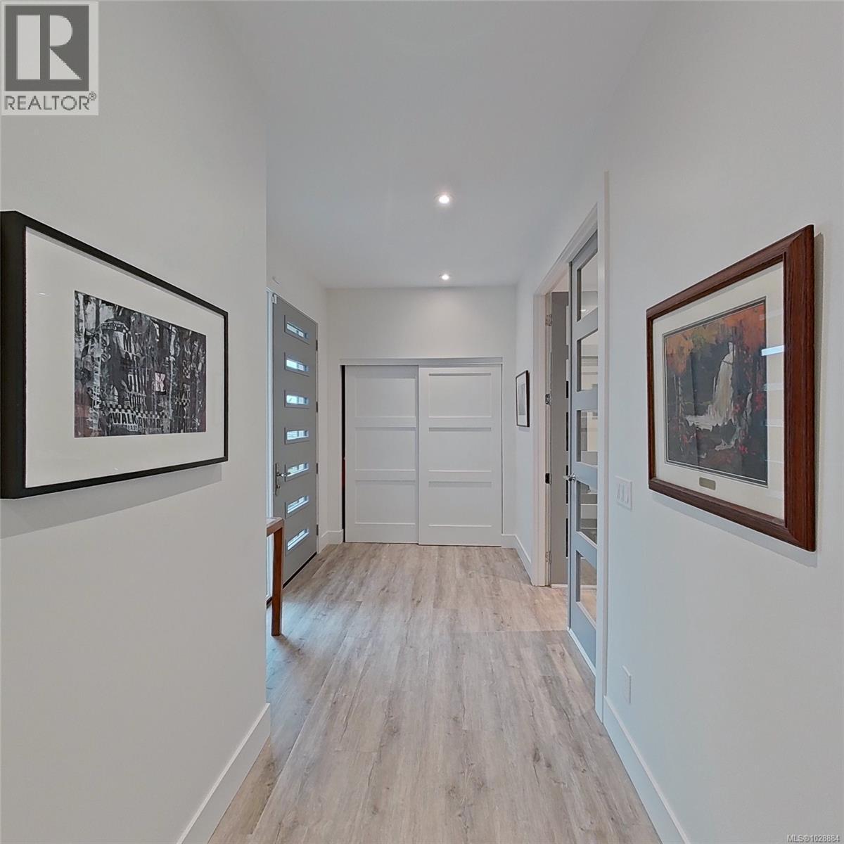 2441 Ainsley Pl - 8