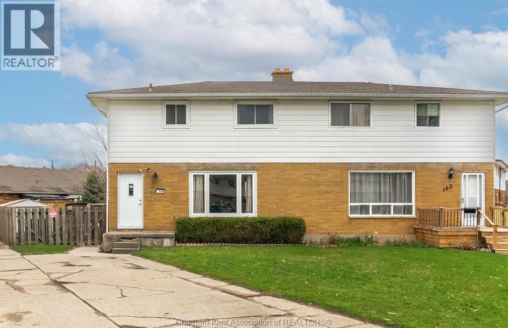 164 Timmins CRESCENT - 1