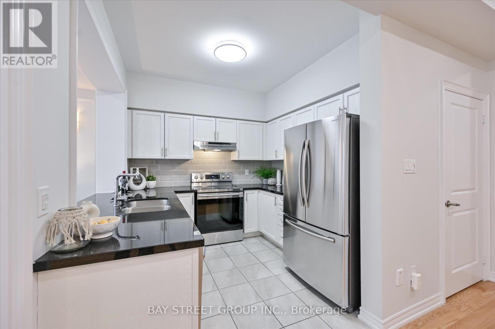143 BADGEROW WAY - 11