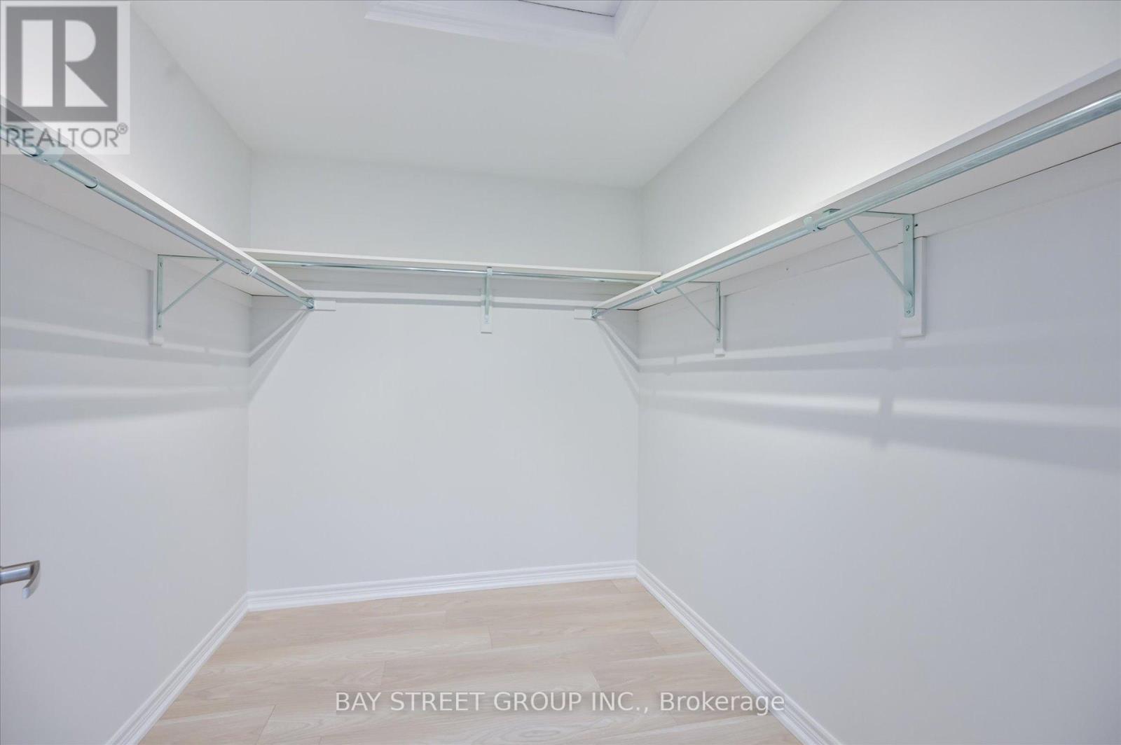 143 BADGEROW WAY - 27