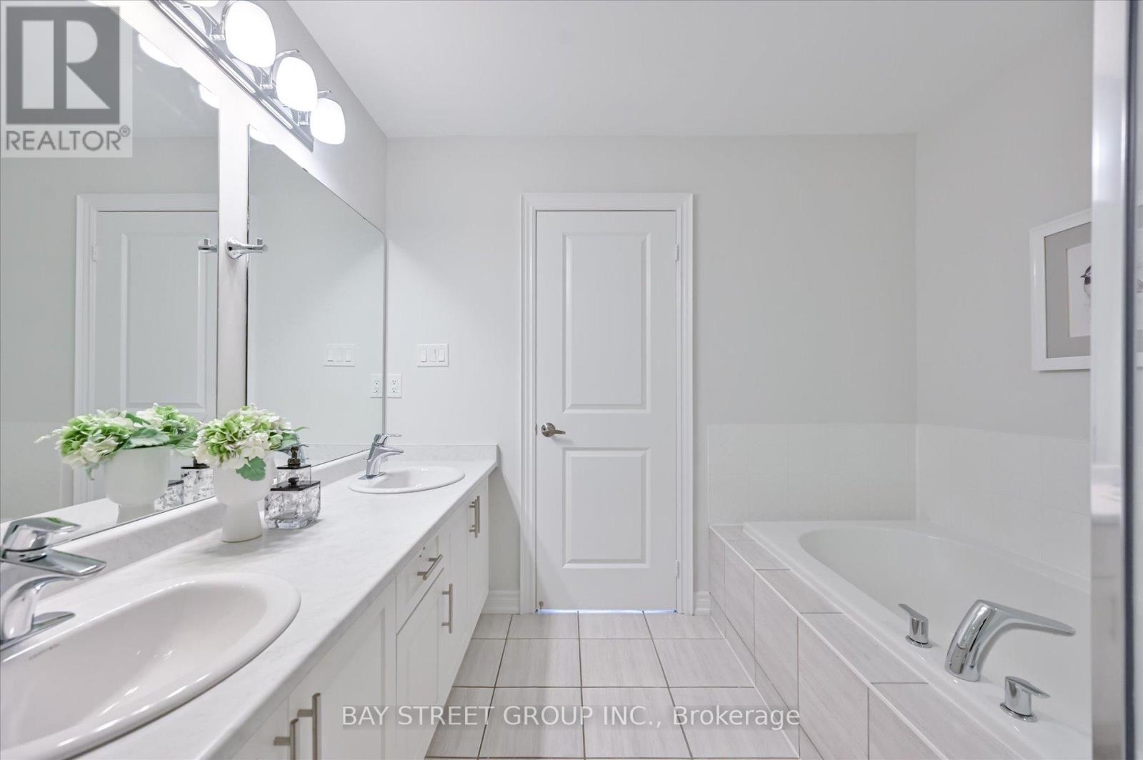 143 BADGEROW WAY - 29