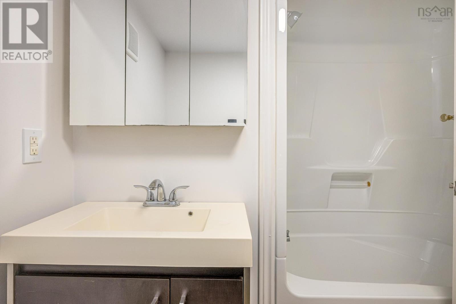 Property 22 of 38 of 29 Chebogue Lane