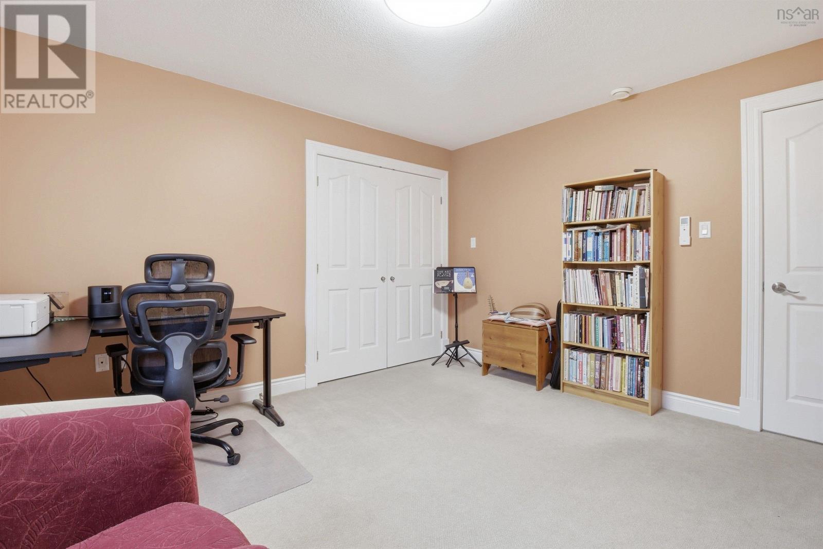 Property 27 of 47 of 68 Glen Arbour Way