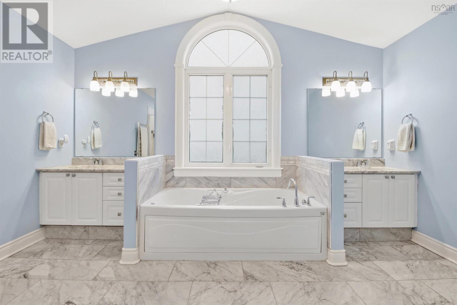 Property 19 of 47 of 68 Glen Arbour Way