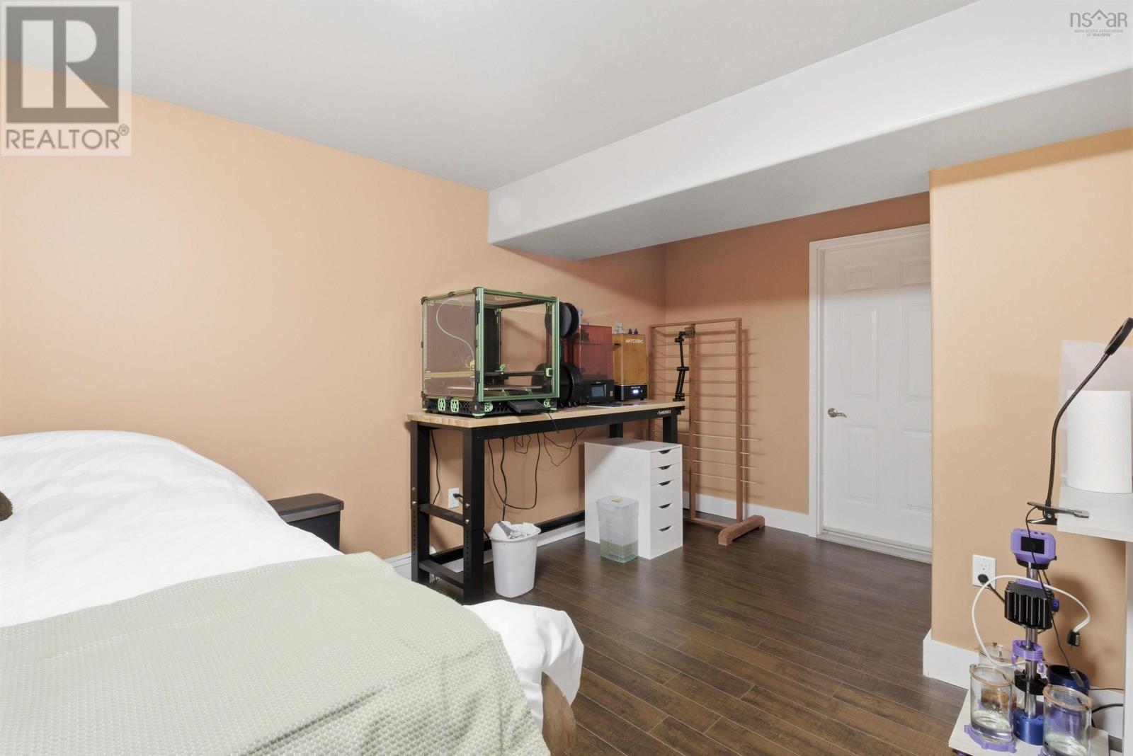 Property 39 of 47 of 68 Glen Arbour Way