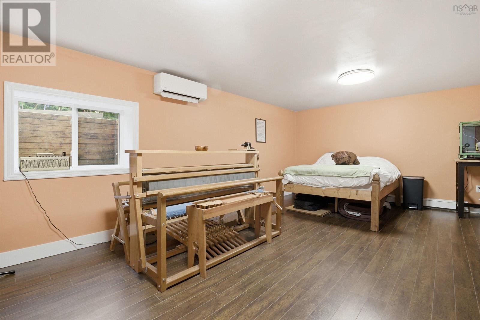 Property 38 of 47 of 68 Glen Arbour Way