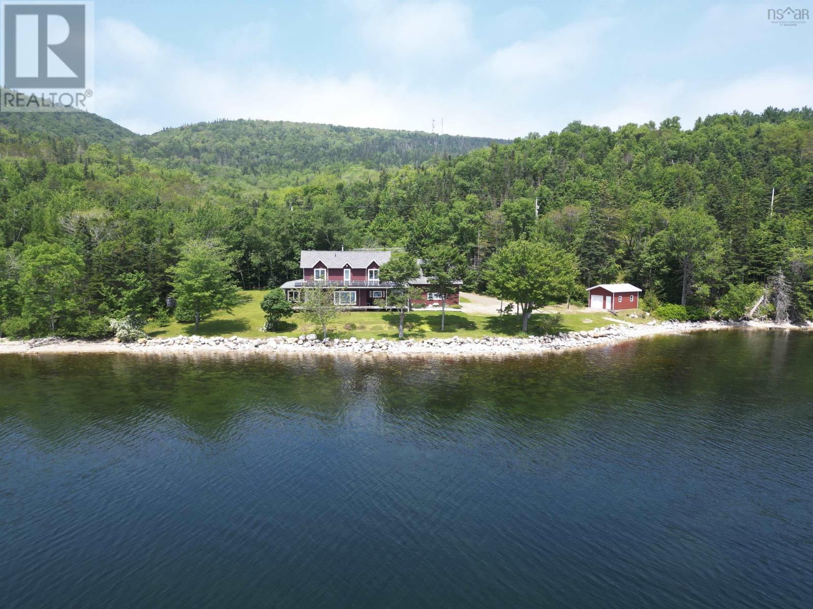 Property photo of 5276 Marble Mountain Rd.