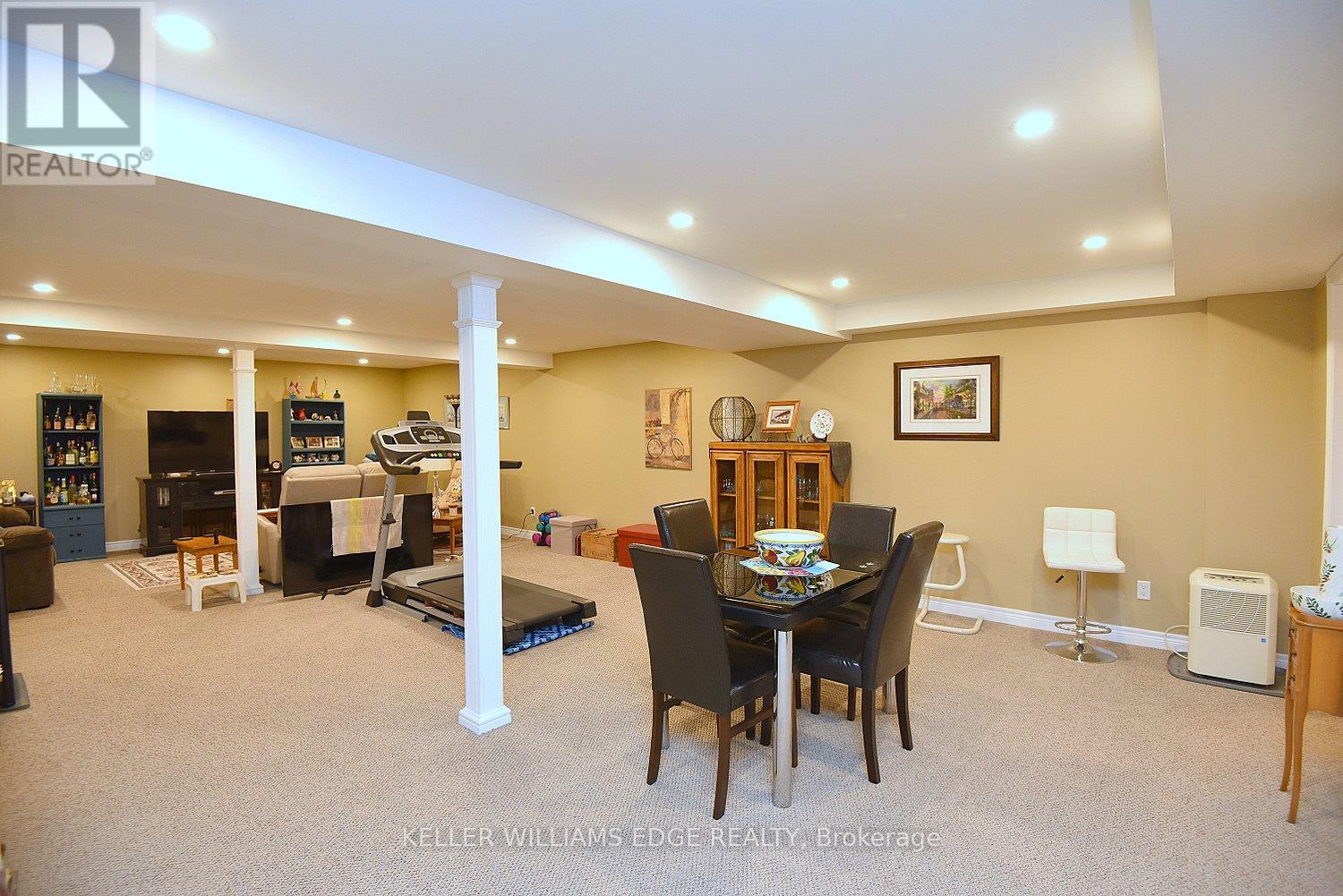 #8 20 MEADOWLANDS BOULEVARD - 27