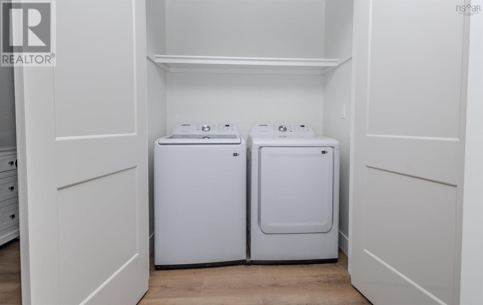 Property 29 of 30 of 43 Emerson Drive