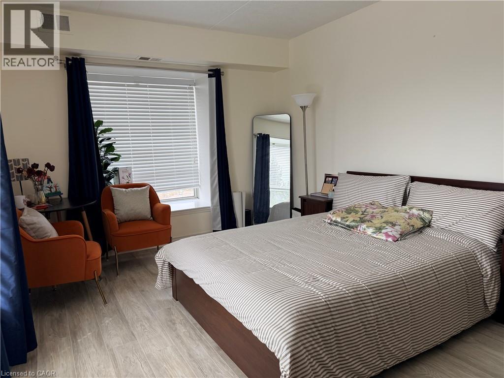 405 ERB Street Unit# 502, Waterloo, Ontario, N2L1W7 — Photo 10