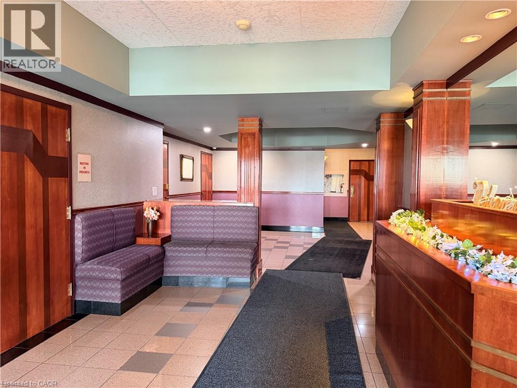 405 ERB Street Unit# 502, Waterloo, Ontario, N2L1W7 — Photo 17