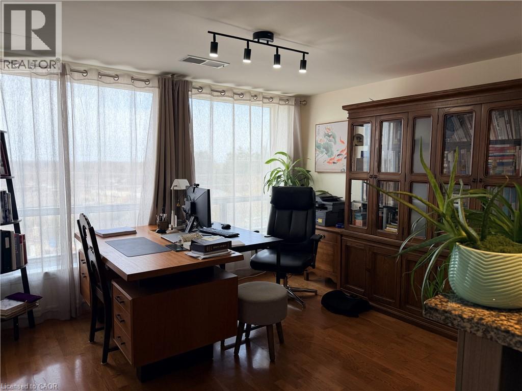 405 ERB Street Unit# 502, Waterloo, Ontario, N2L1W7 — Photo 5