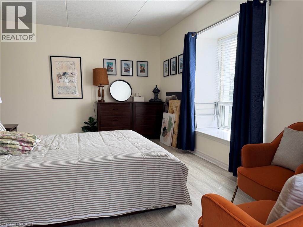 405 ERB Street Unit# 502, Waterloo, Ontario, N2L1W7 — Photo 9
