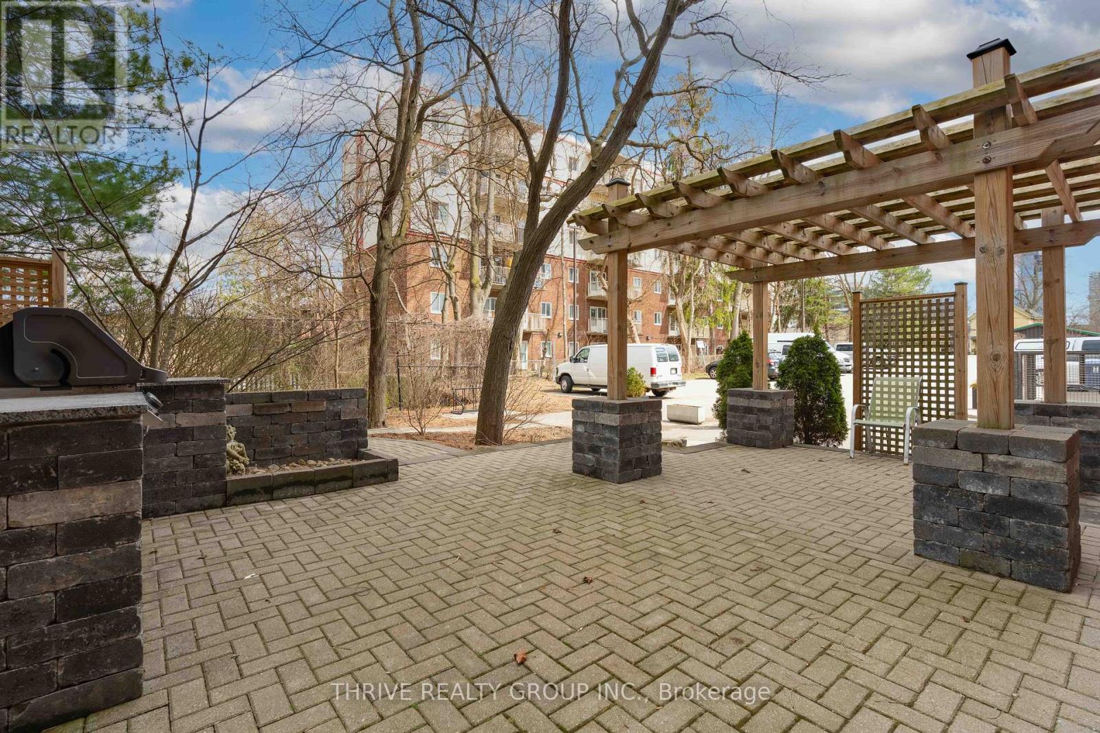 803 - 600 TALBOT STREET — photo 30