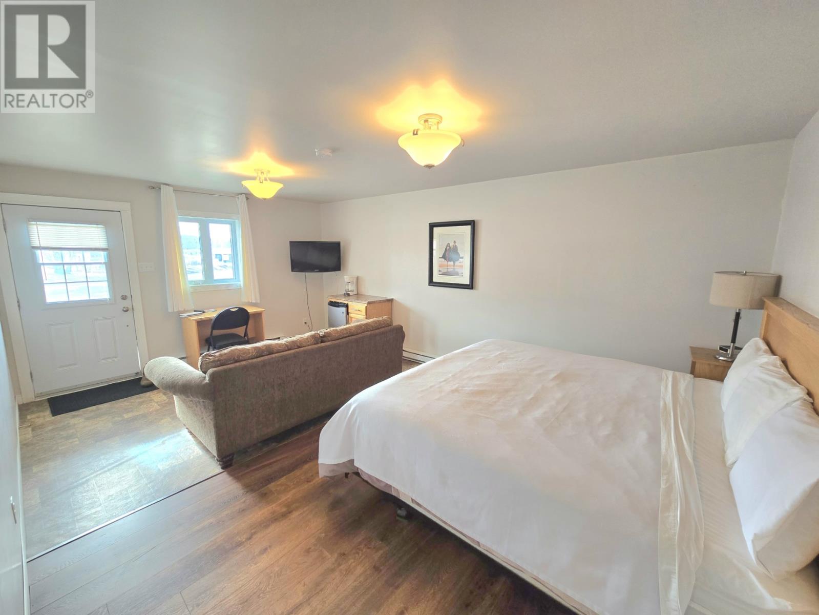 140 MAIN STREET - 18