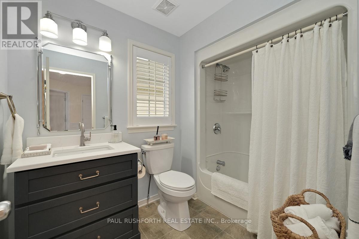 516 DALEWOOD CRESCENT - 38
