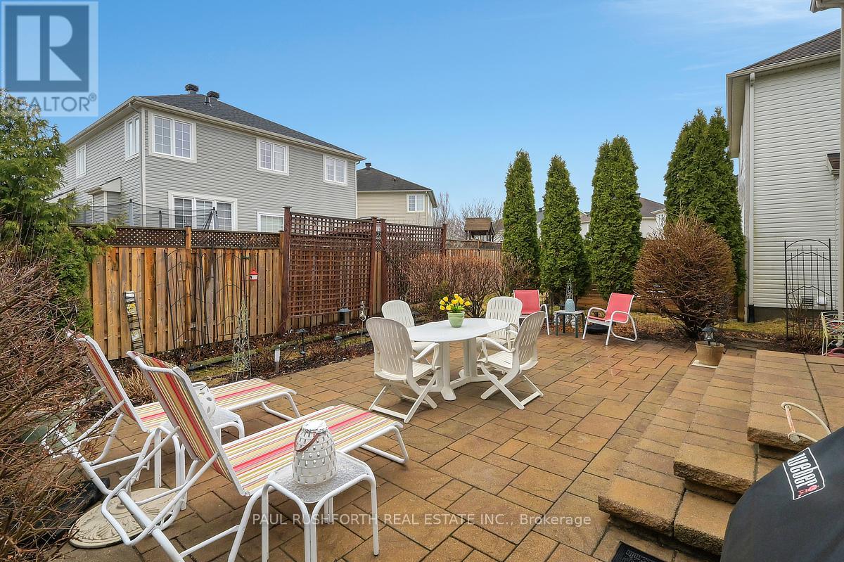 516 DALEWOOD CRESCENT - 39