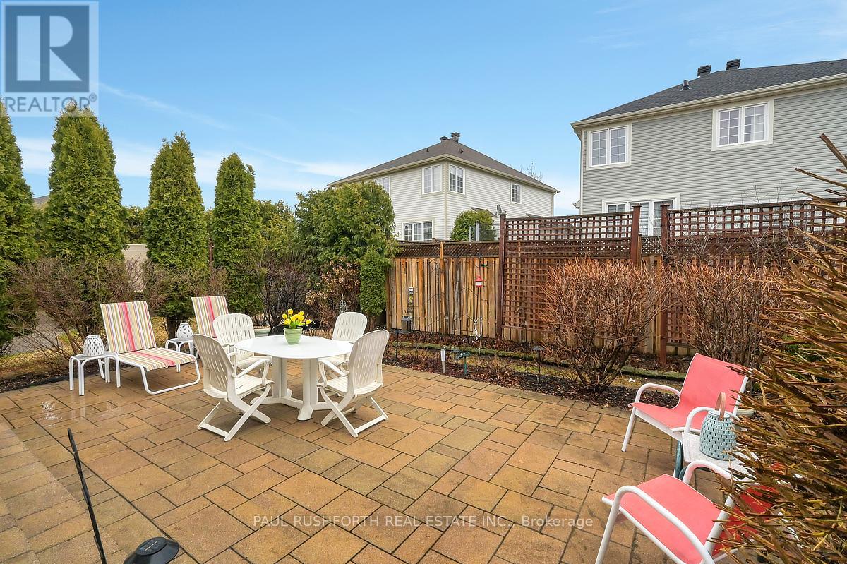 516 DALEWOOD CRESCENT - 40