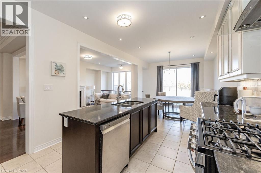 2453 VILLAGE Common - 10
