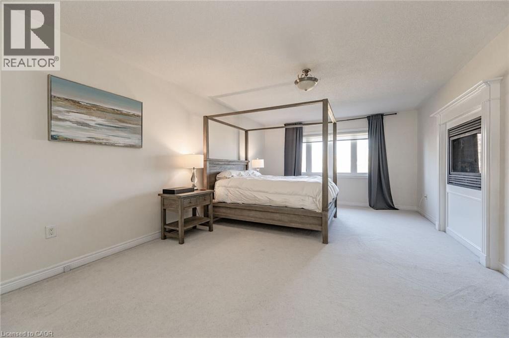 2453 VILLAGE Common - 19