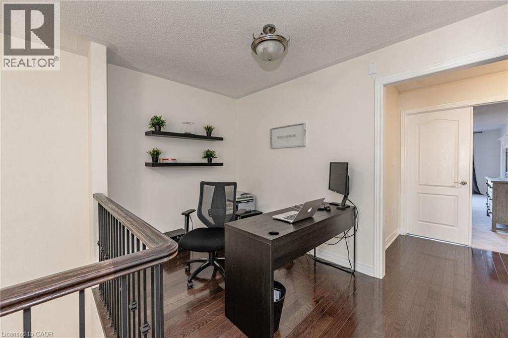 2453 VILLAGE Common - 29