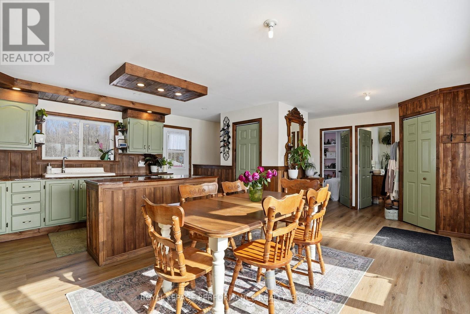 389 CONCESSION 7 ROAD - 8