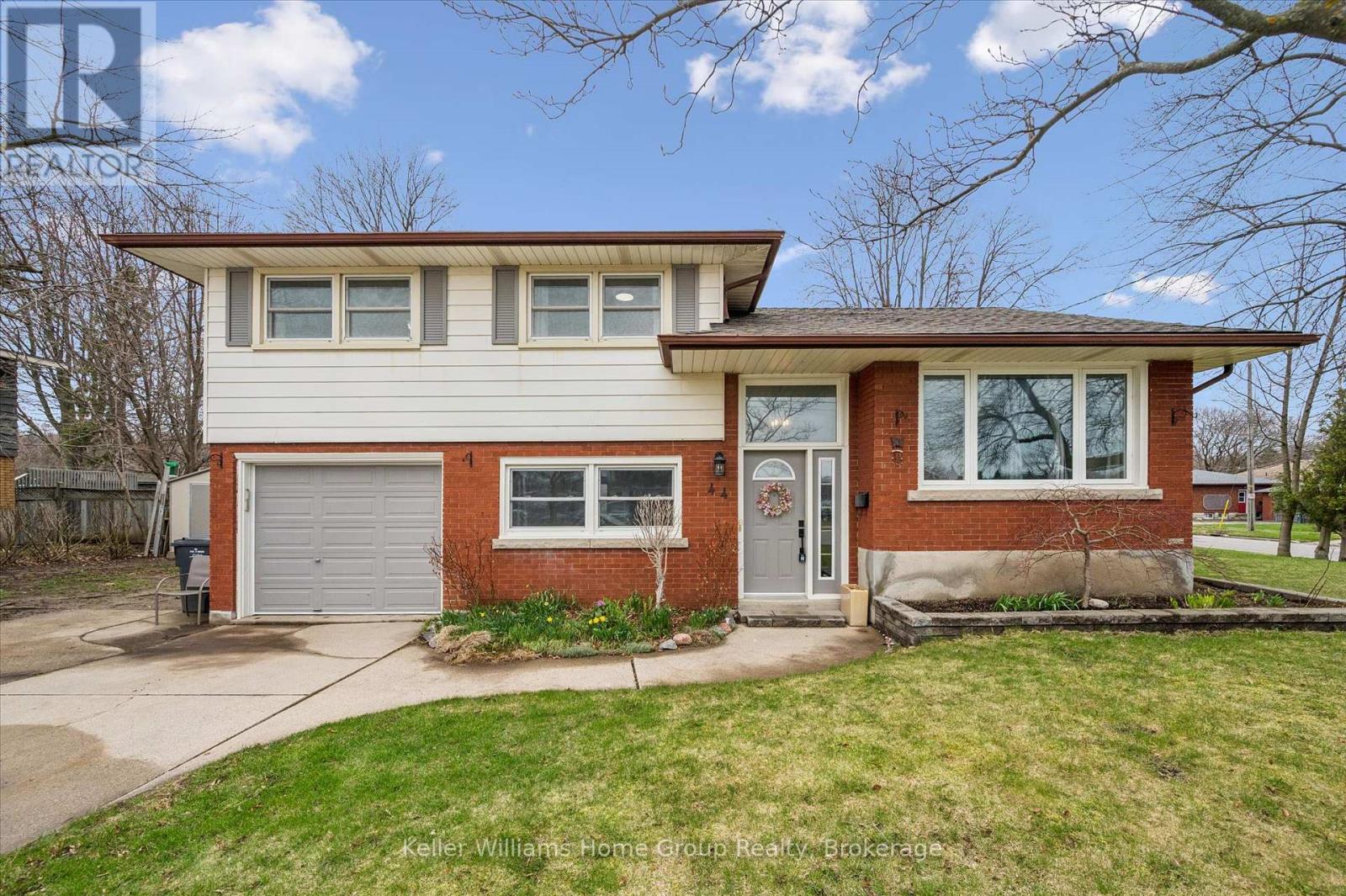 44 MEYER DRIVE - 1