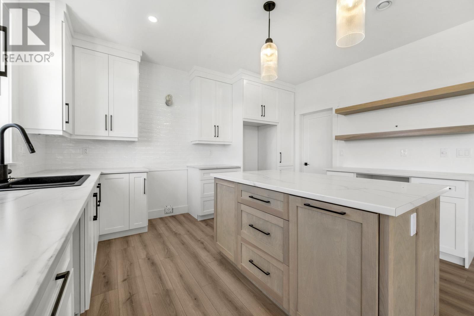 14 Blarney Stone Place — photo 17