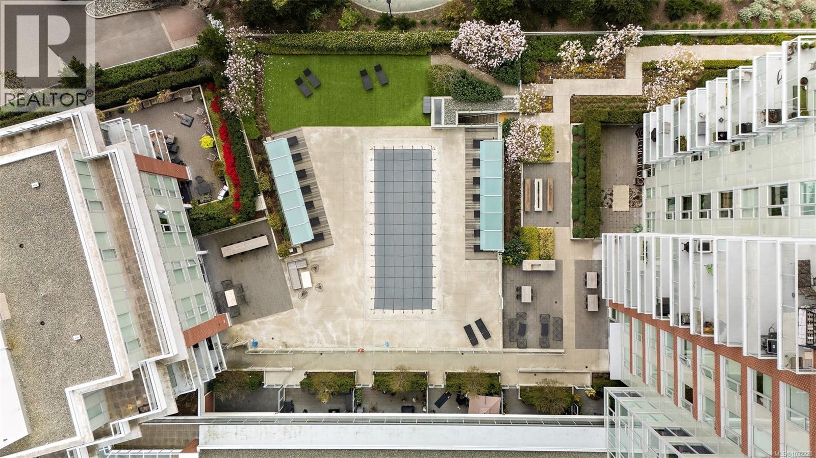 #103 70 SAGHALIE RD - 31