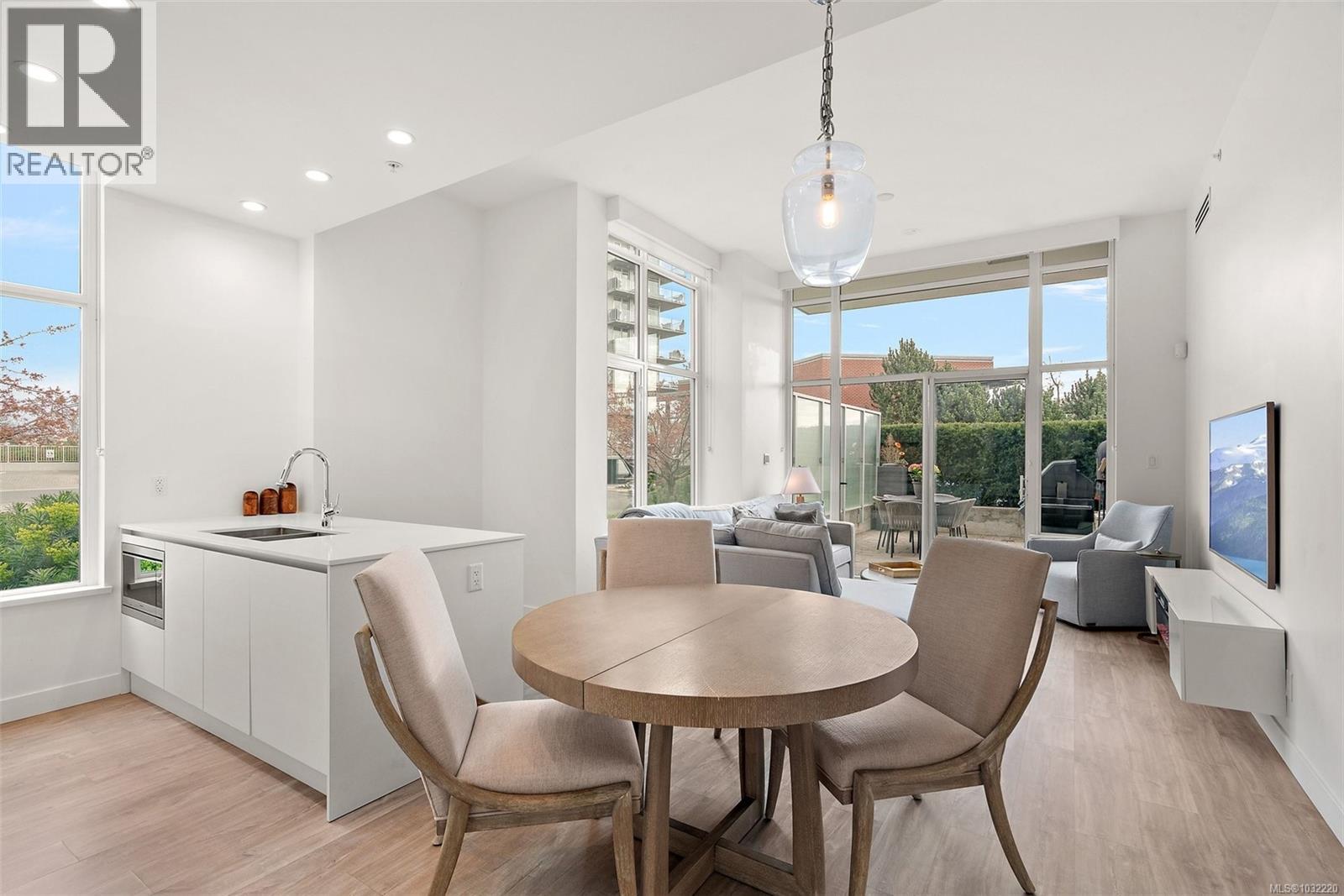 #103 70 SAGHALIE RD - 5