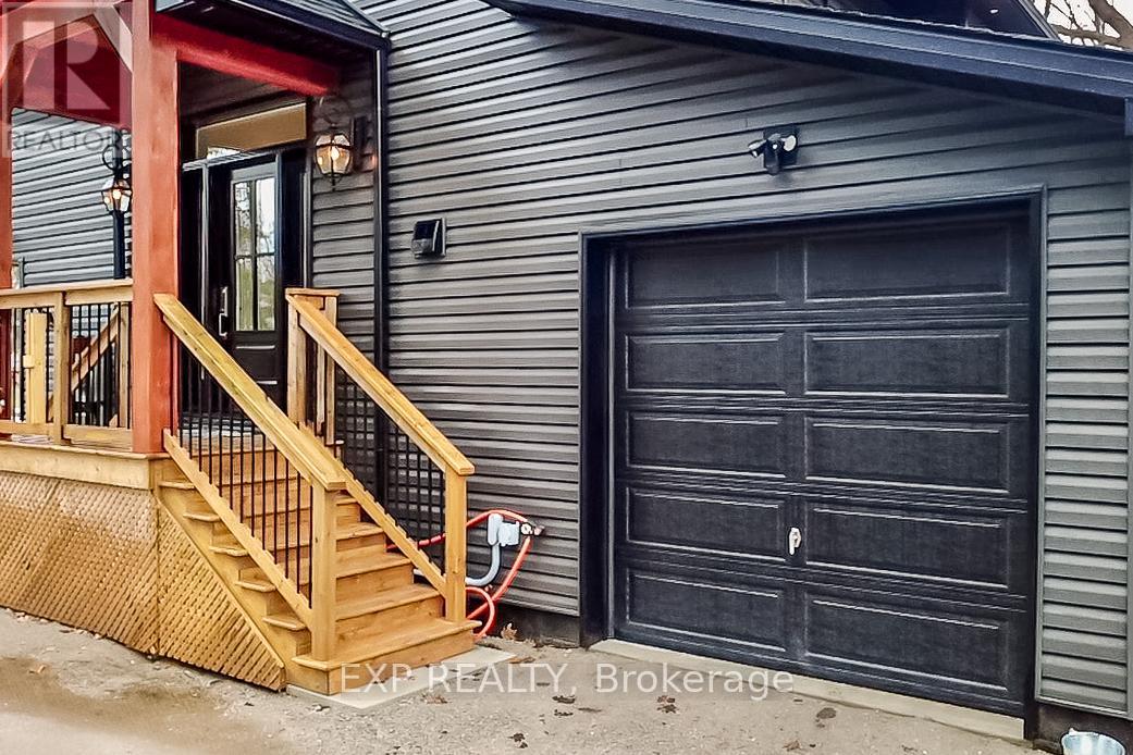 39 BECKETTS SIDE ROAD - 10