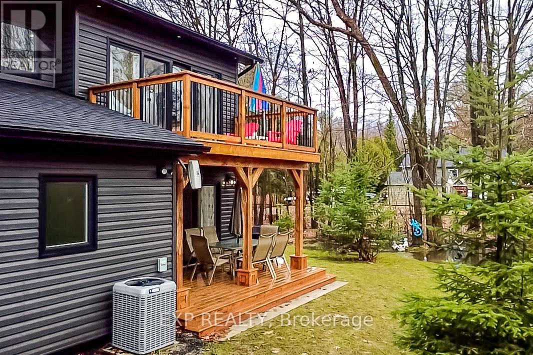 39 BECKETTS SIDE ROAD - 11