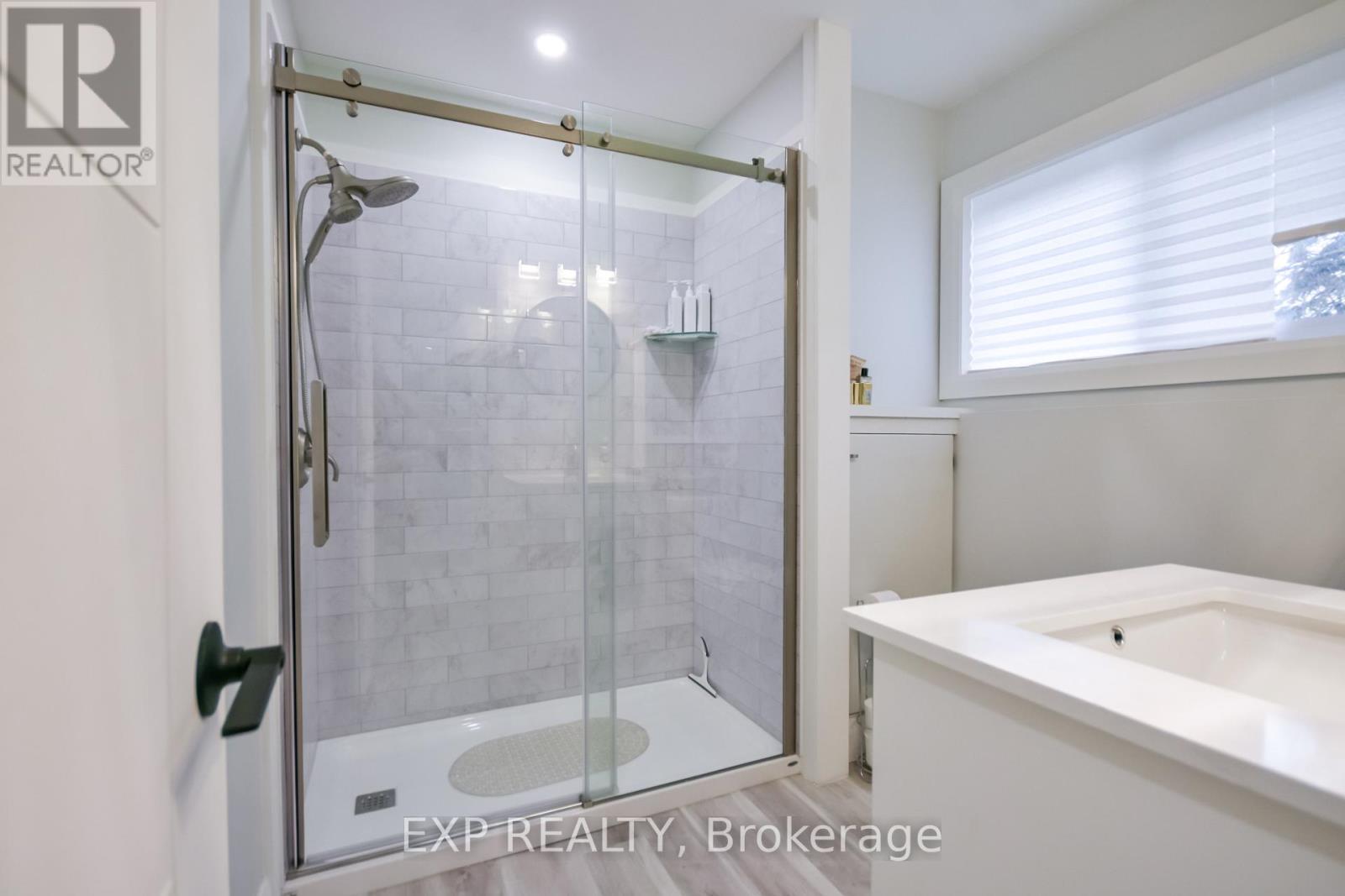 39 BECKETTS SIDE ROAD - 21