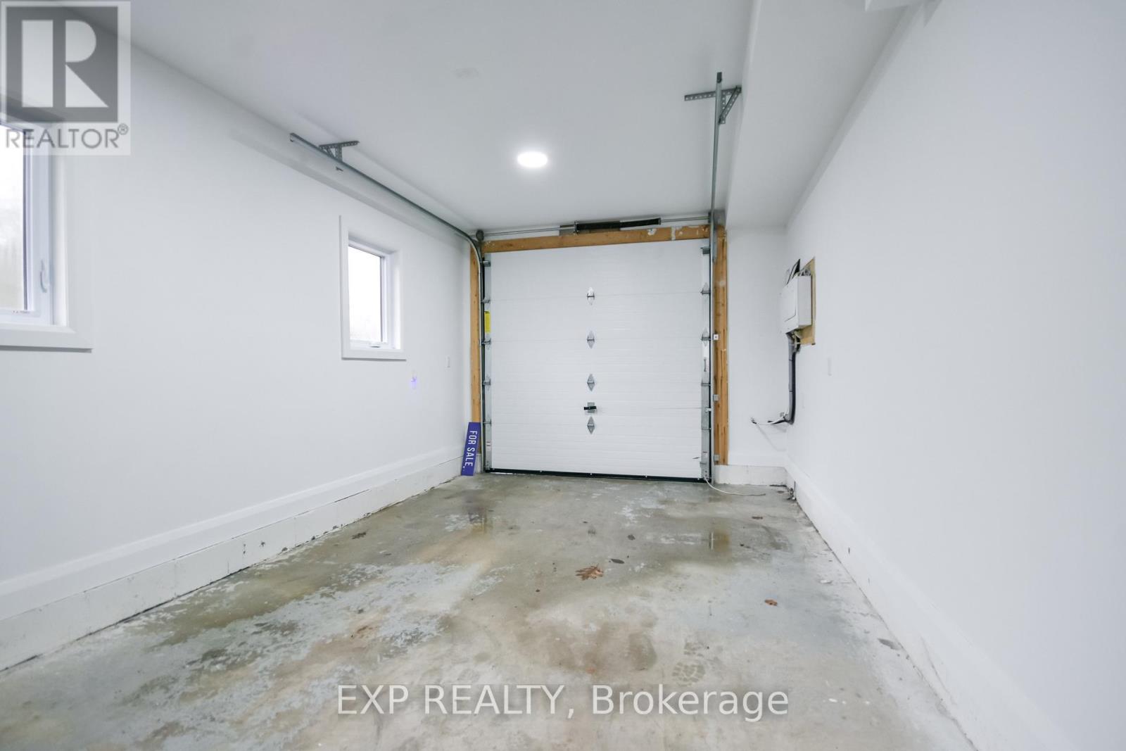 39 BECKETTS SIDE ROAD - 24