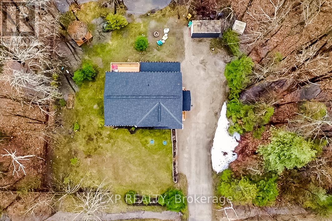39 BECKETTS SIDE ROAD - 3
