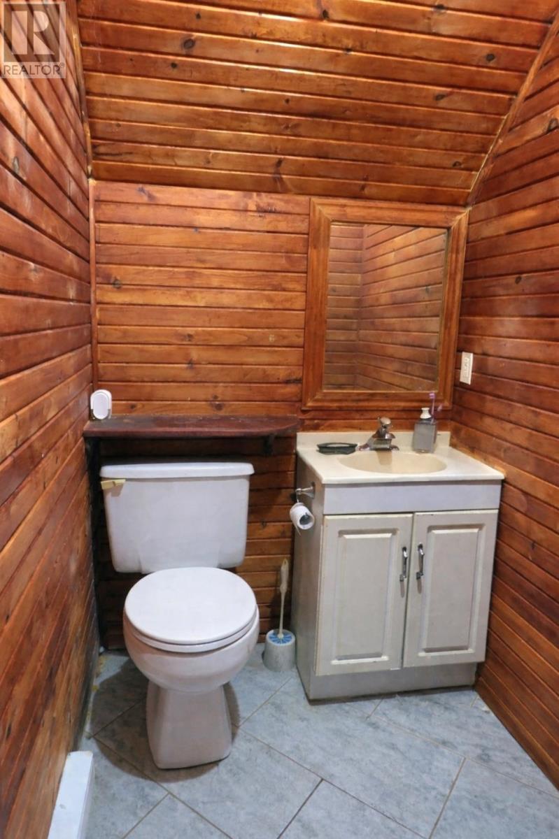 1869 COVEHEAD ROAD - 12
