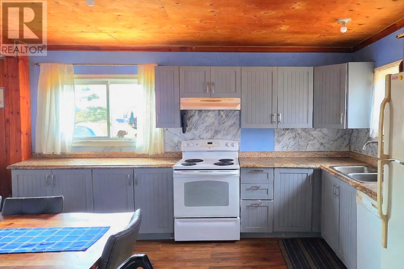 1869 COVEHEAD ROAD - 3