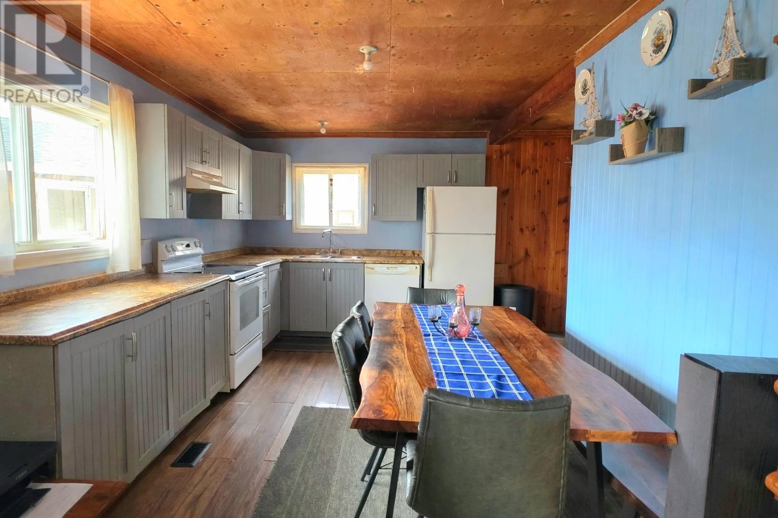 1869 COVEHEAD ROAD - 4