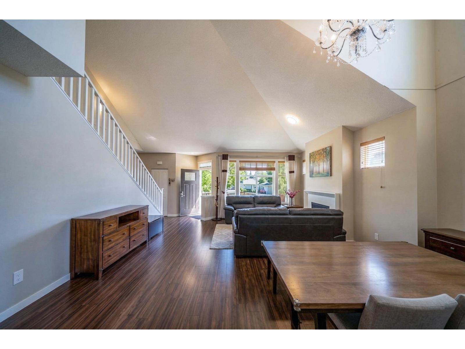 #36-10500 DELSOM Crescent, Delta